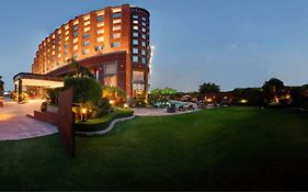 Radisson Blu In Noida 5*